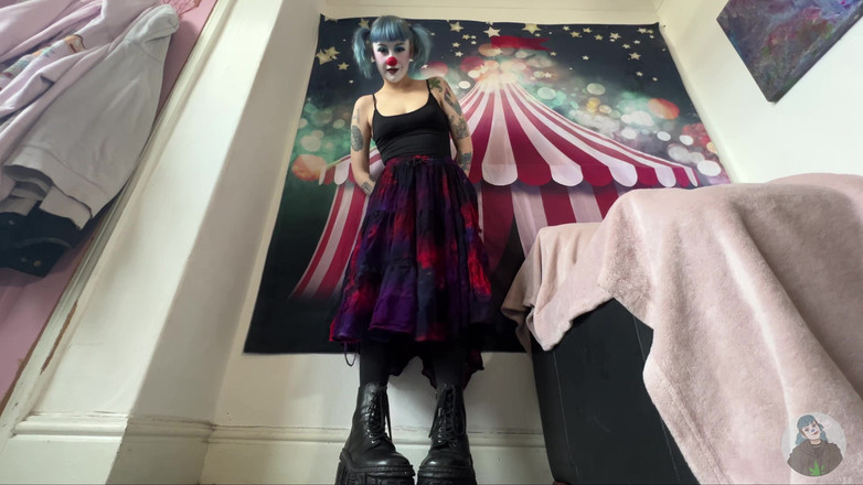 Alice Bean: Clowngirl Stompers