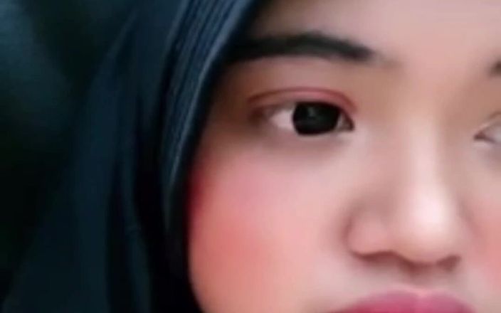 Jilbab69: Geile Hijab grote natuurlijke tieten