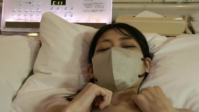 tomometal65: Очень прекрасная красотка прибывает