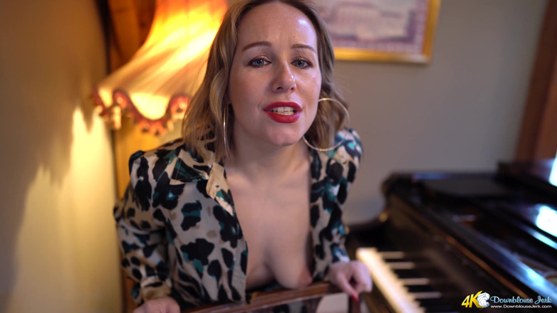 DownblouseJerk: Ashley Rider - I Never Wear a Bra!
