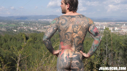 Juan Lucho Gay: Cumshot in the Forest