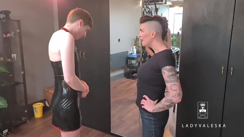 Lady Valeska: Ošukaná, když byla přistižena v latexových šatech přítelkyně