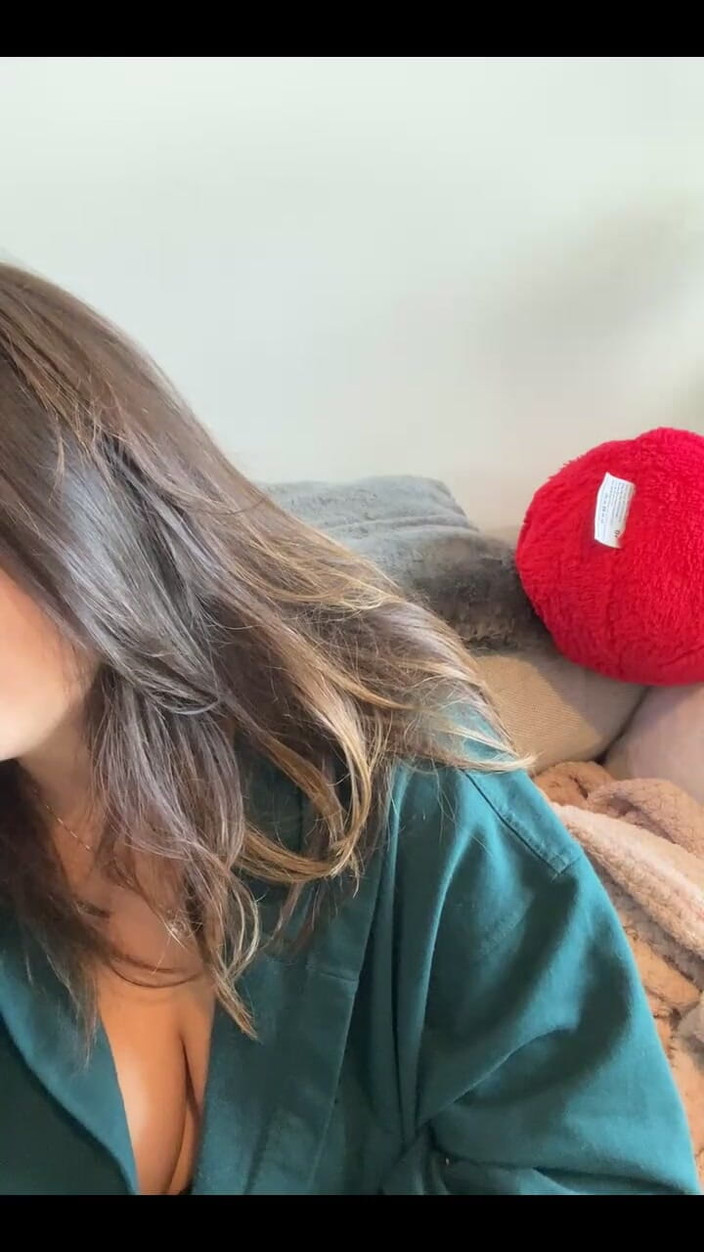 Dani Valentina: Nel caso vi siete persi ieri dal vivo, Eccovi andare...