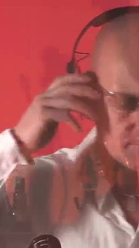 Nielimitowany seks podczas przewrotnego trójkąta # 6 - Pełny film