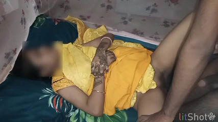 Sital: Hintli bakire üniversiteli kız ilk kez sikişiyor