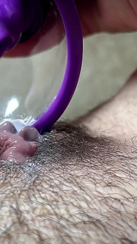 Vacuum Morning Masturbation, Wet Pussy with Cream Flowing Out, How Nice It Is