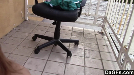 Dagfs: Sarai, rondborstige latina babe berijdt grote lul in pov