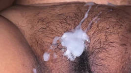 Desi Indische lerares hard geneukt in alle posities luid en enorm orgasme kreunend