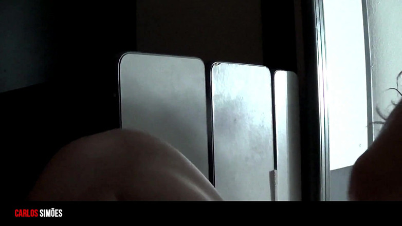 Carlos-Simoes: Vuoi succhiare questo lecca-lecca? La mora calda infila il dildo...