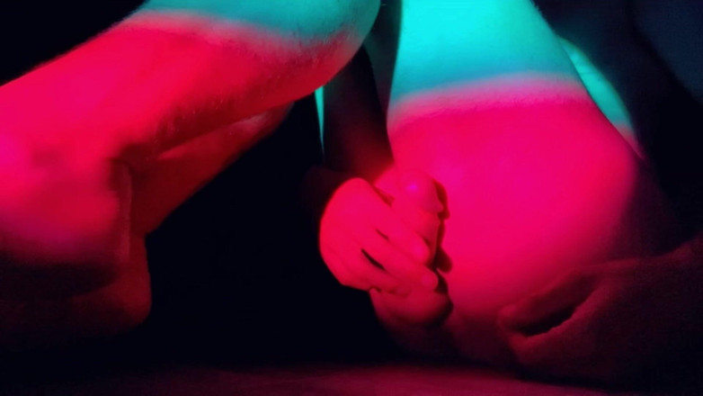 FemboyLoveU: Aber eine Explosion von einem Hahn