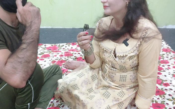 Gullnazkhan: Après un long moment, j’ai rencontré ma copine desi indienne....