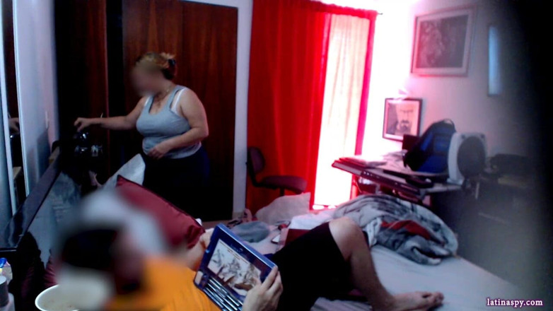 Latinaspy: Ep.67, Tocaculos goes 3XL full video