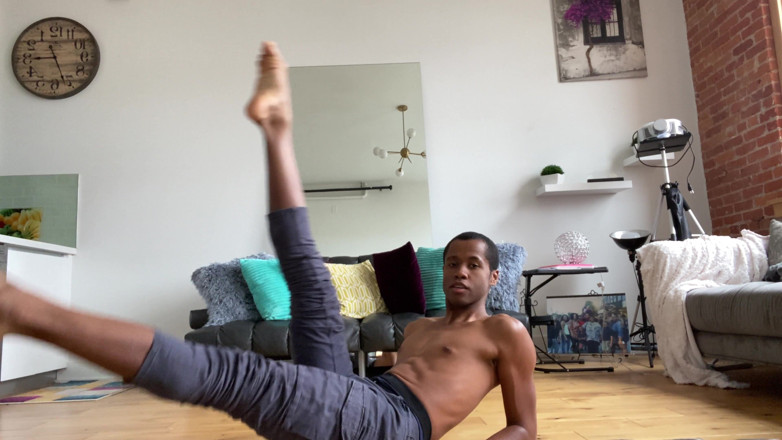 Karma Rainbow Smith D: Bailarina y puta consciente de la salud