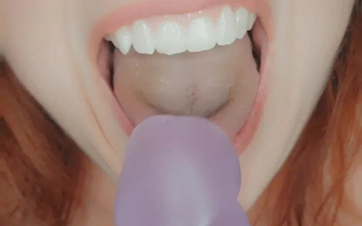 Jenn_sexxii: Caught in Dressing Room, Fucks Self Squirting