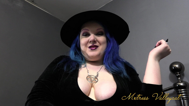 Mxtress Valleycat: Small Pumpkin Humiliation