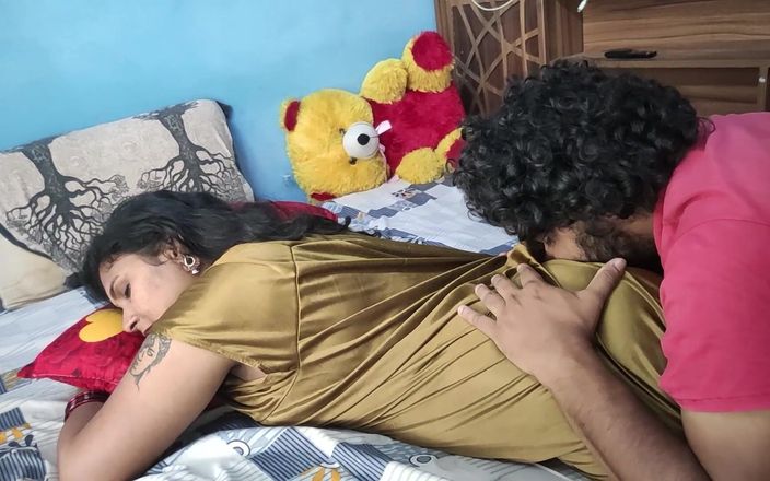 Vaishnavysharunraj: Sexo con esposa en camisón, dormitorio caliente sexo con esposa...