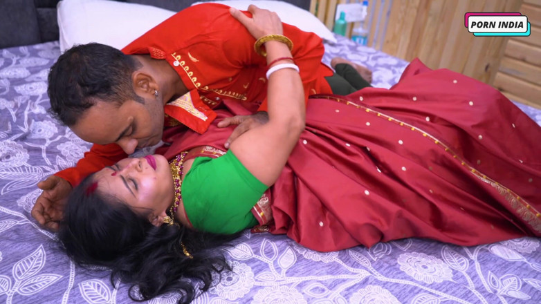Porn India Studio: Caliente hermosa pareja follando duro