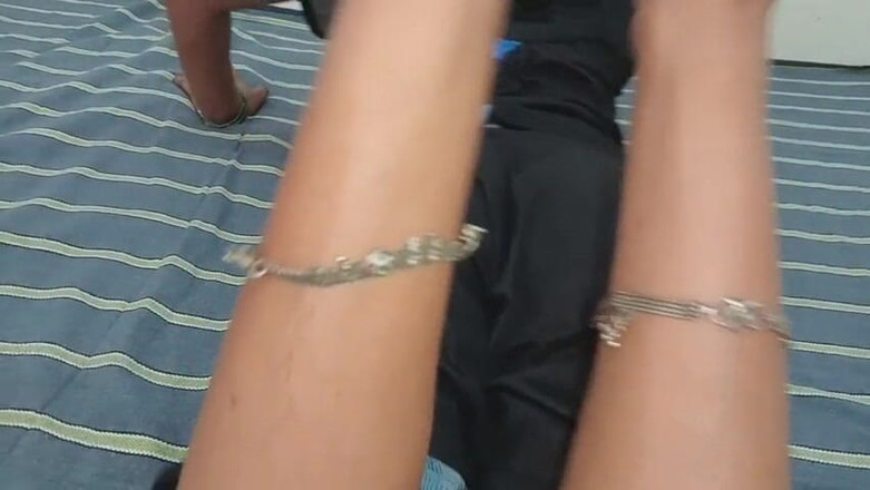 Ankurpriya000: Gorąca dziura w dupie i duże tyłki