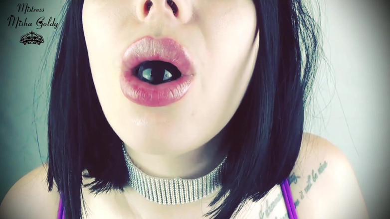 Goddess Misha Goldy: Hot fruits in my mouth ASMR