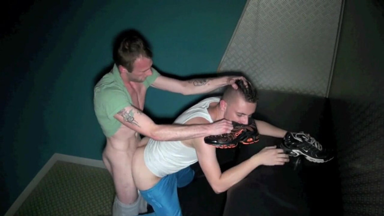 Sneaker gay: Suck straight in glory holes and sniff sneakers