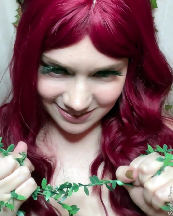 Scarlet Vixen: Poison Ivy's Cum Slave