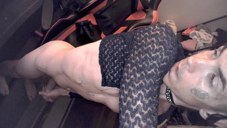 Xi Liang: Jugando conmigo mi pequeño cuerpo de perra femboy caliente