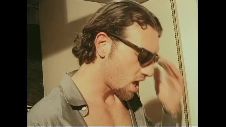 Planet Shemale: Pelacur zakar transeksual tidak puas dengan air mani