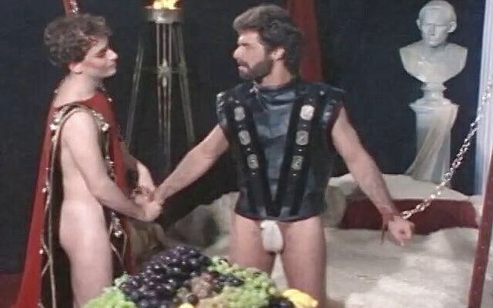 Tribal Male Retro 1970s Gay Films: Centuriani z Říma, část 3