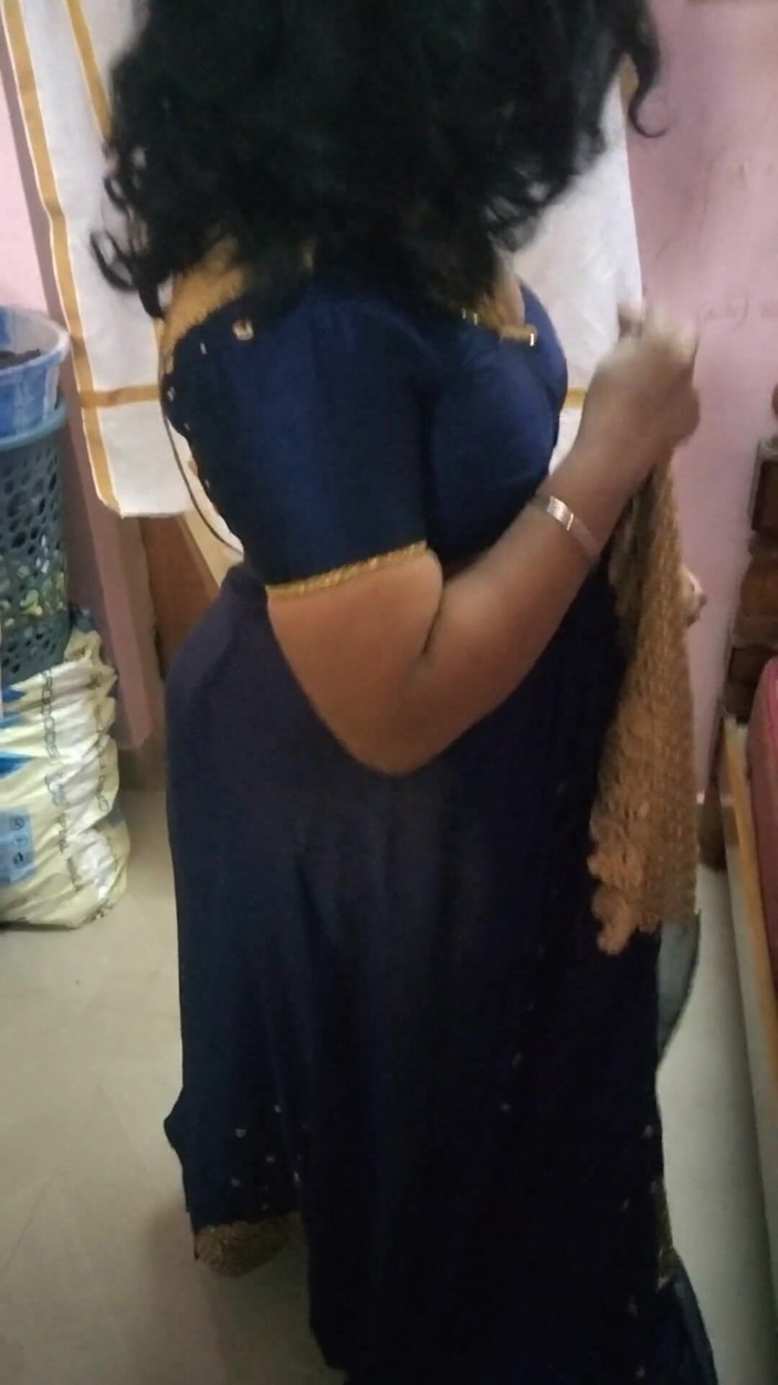 Benita sweety: Salem tamil ateşli çift evde seks yapıyor