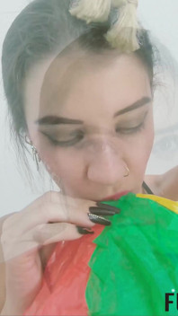 Legare cu baloane mici cu tocuri înalte