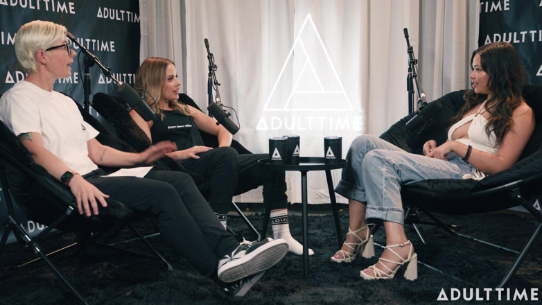 Adult Time Podcast: Scarlett Alexis &amp; Anna Claire Clouds Pen*s Fingers &amp; Mile High Club |...