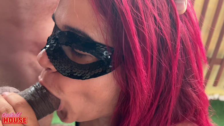 CuckoldHouse: Diese junge verheiratete frau liebt es, im geheimen von ihrem...