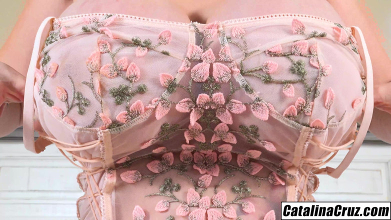 Catalina Cruz: Catalina Cruz creamed angel