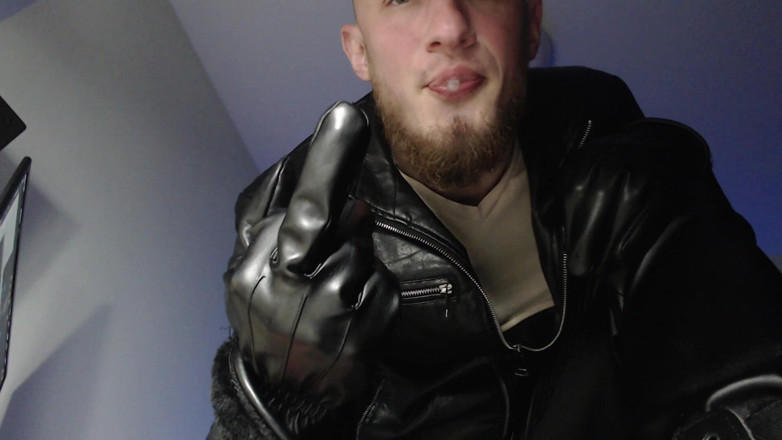 Hunky time: Plivat koženého pána