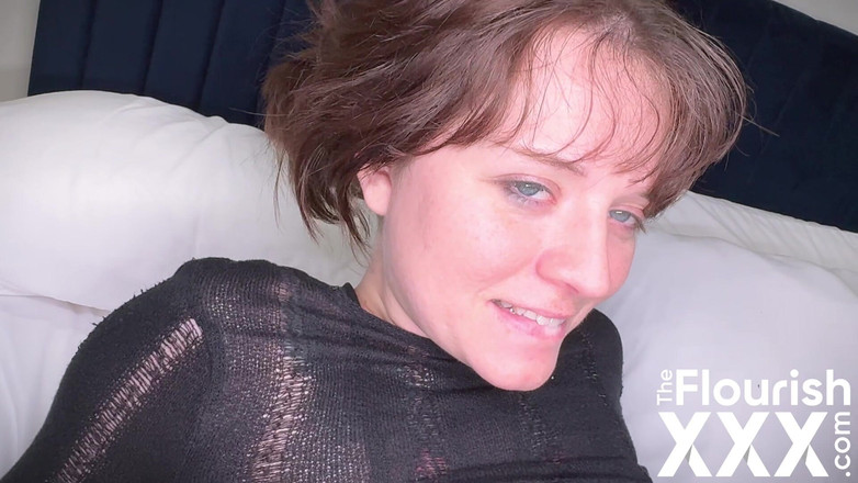 The Flourish XXX: Farynn Fux hat ihren freundin-moment mit Don