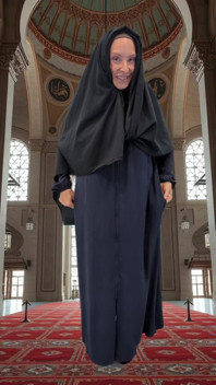 Abaya dan hijab cobain kontolmu