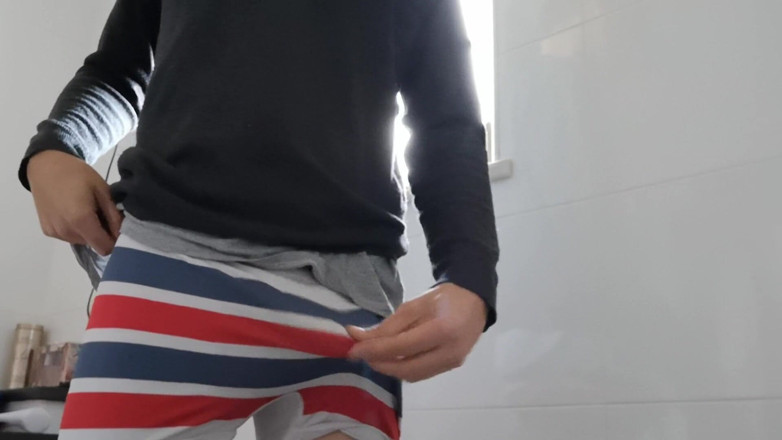 Rafael Torreano: Mijn broek en ondergoed naar beneden trekken en zich aftrekken...