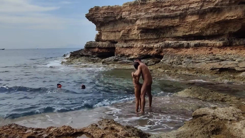 Magia Rosa: Divers Watching Us Fuck at the Beach Give Us Some...