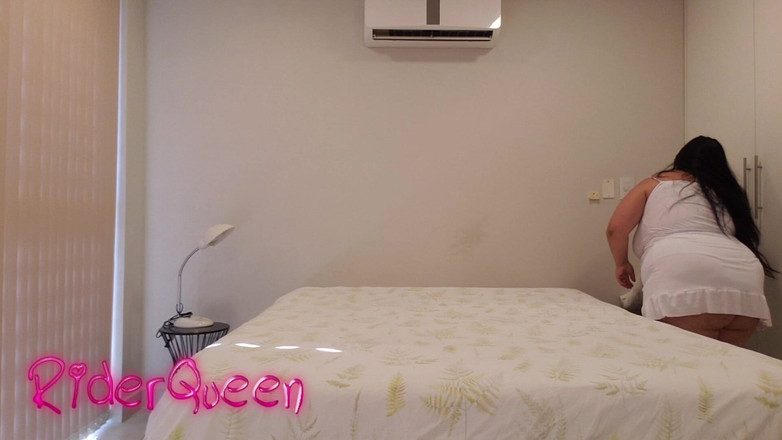 Riderqueen BBW Step Mom Latina Ebony: オンリー・ミー・ライダークイーン