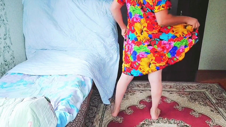 Kitty_Cross: Labbra bagnate e fianchi malvagii