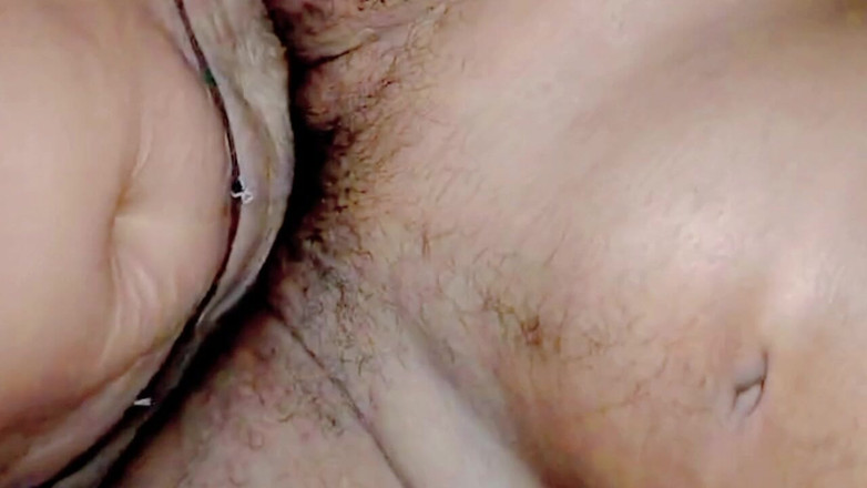 Boyfriend: インドのデシの妻が夫に犯された