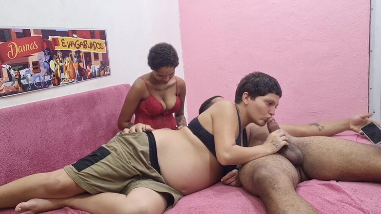 LeoOgro: Seks grupowy z latynoską