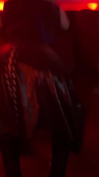 La Petite Et Voluptueuse Divinamaruuu Se Rend Lors De Sa Première Séance BDSM - Soumission Totale Et Impitoyable