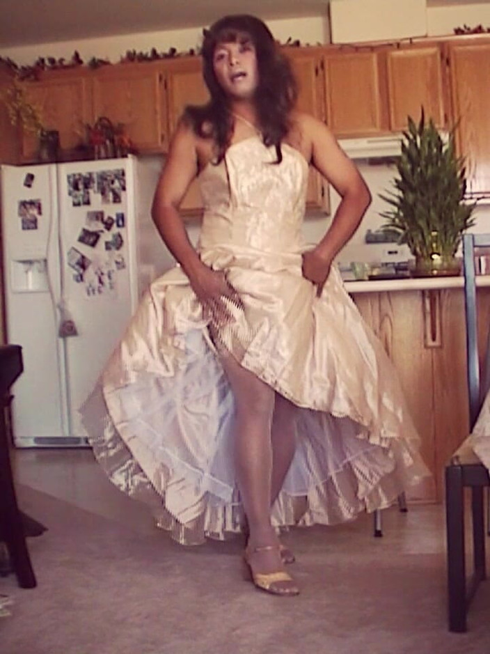 Jhazmeena: Vintage Jhazmeena - Gown si cantik