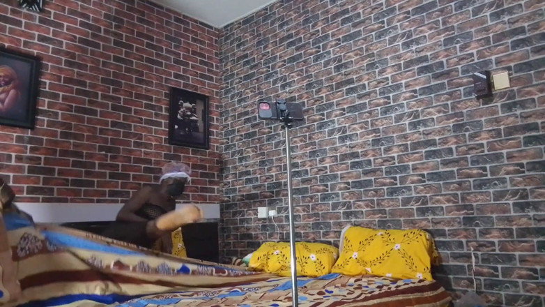 Sex naija 1: Hetaste college utomhus. Enormt