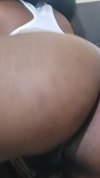 Twerking pantat dengan pantat besar Chubysweet xxx