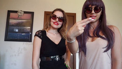 Lady Mesmeratrix Official: Italské milenky ponižují malého otroka penisu