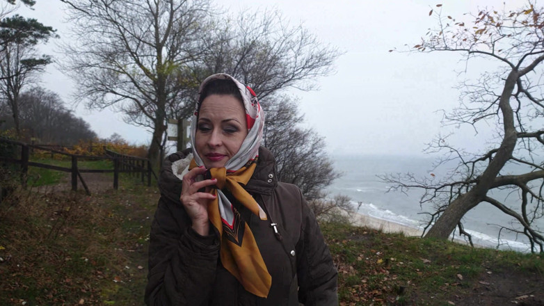 Wanilianna: Squirt in Public Place