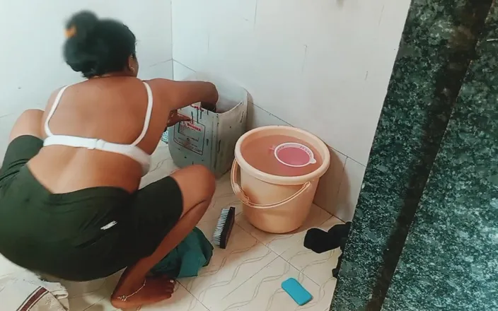 Harder299: Desi Village Step Mom Fucked in Bathroom. Indian Bhabhi Ki...