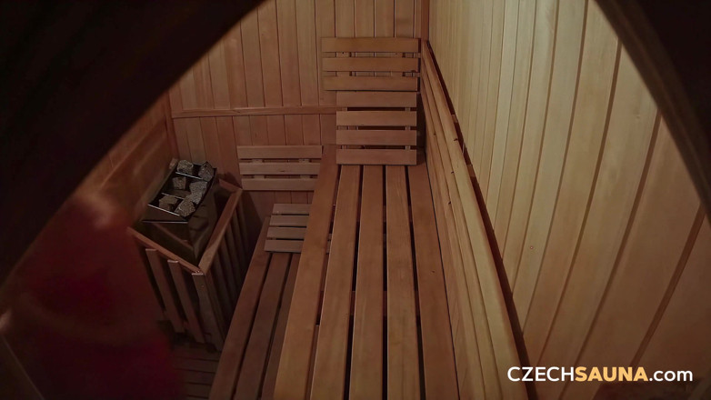 Czech Sauna: チェコサウナ26:蒸し暑いサウナの秘密が明かされる
